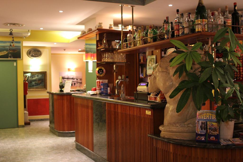 Hotel La Fenice リニャーノ・サッビアドーロ エクステリア 写真